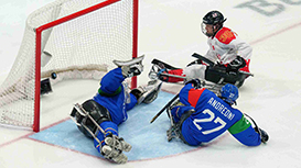 Para ice hockey