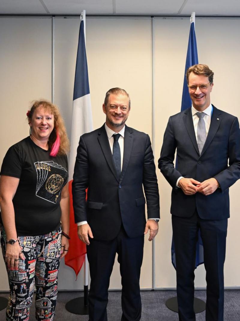 State Secretary for Sports, NRW, Andrea Milz,  IPC President, Andrew Parsons & Premier of NRW, Hendrik Wüst